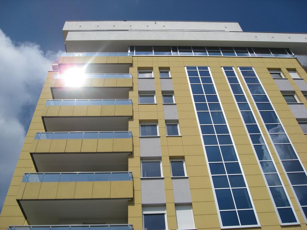 Marcelin Apartments Poznan Bagian luar foto