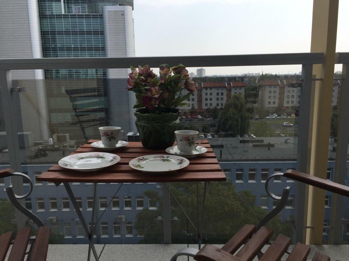 Marcelin Apartments Poznan Bagian luar foto